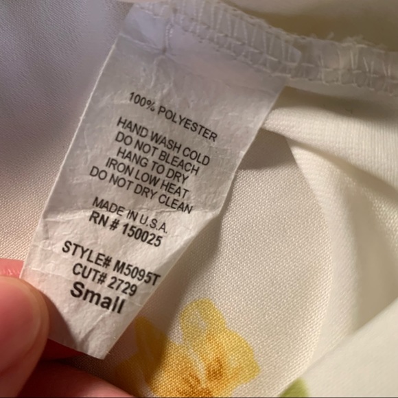 Cute Wrap Tie Top - Picture 5 of 10